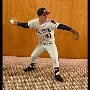 Hartland Baseball Statue 25th Anniversary Edition : Ed Mathews in Gray Road Uni